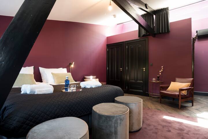 Room West 132nd Street