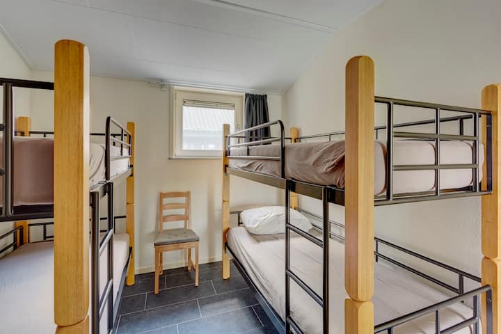 חדר שינה מס '2, מיטת קומתיים זוגית