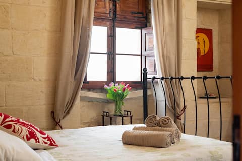 Double Room an historical and country home in Gozo