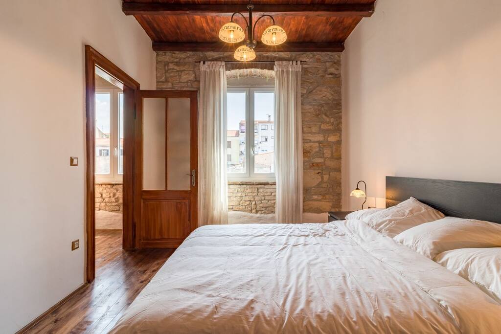 Cozy and charming bedroom, fully furnished and equiped