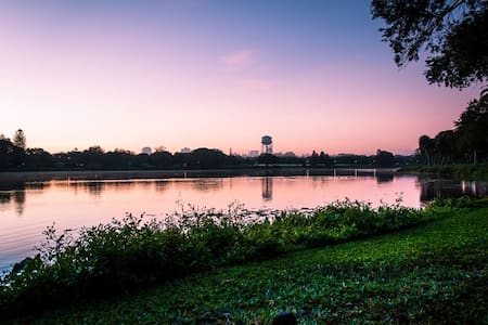 Historic Uptown Mini Suite 1//Ideal Location