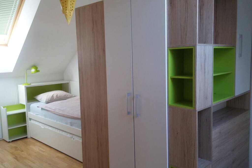 your room with a walk-in closet