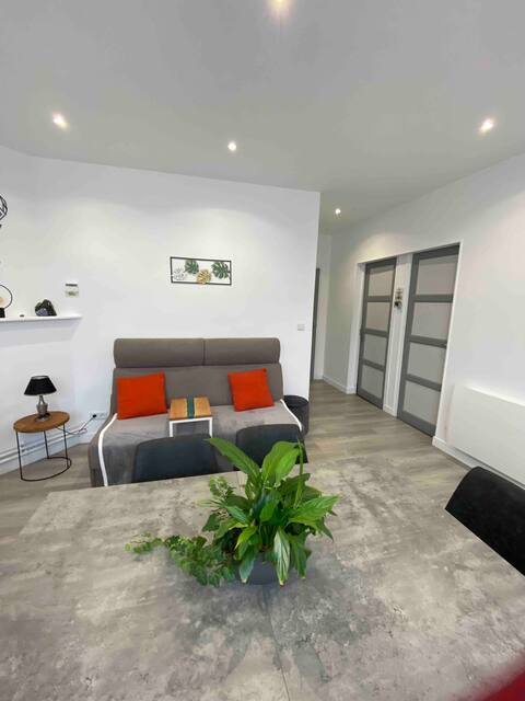 Successful Airbnb property: Bright renovated single-story house for 2 people in Berck