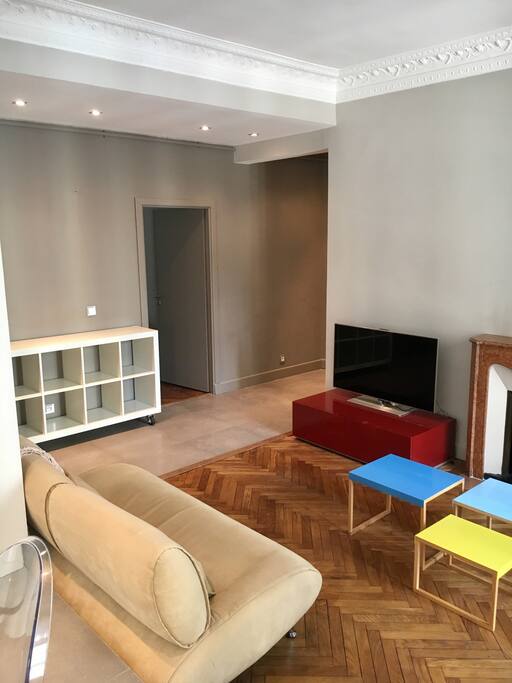 Vue salon/ hall d'entrée
