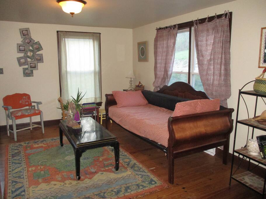 living room with daybed