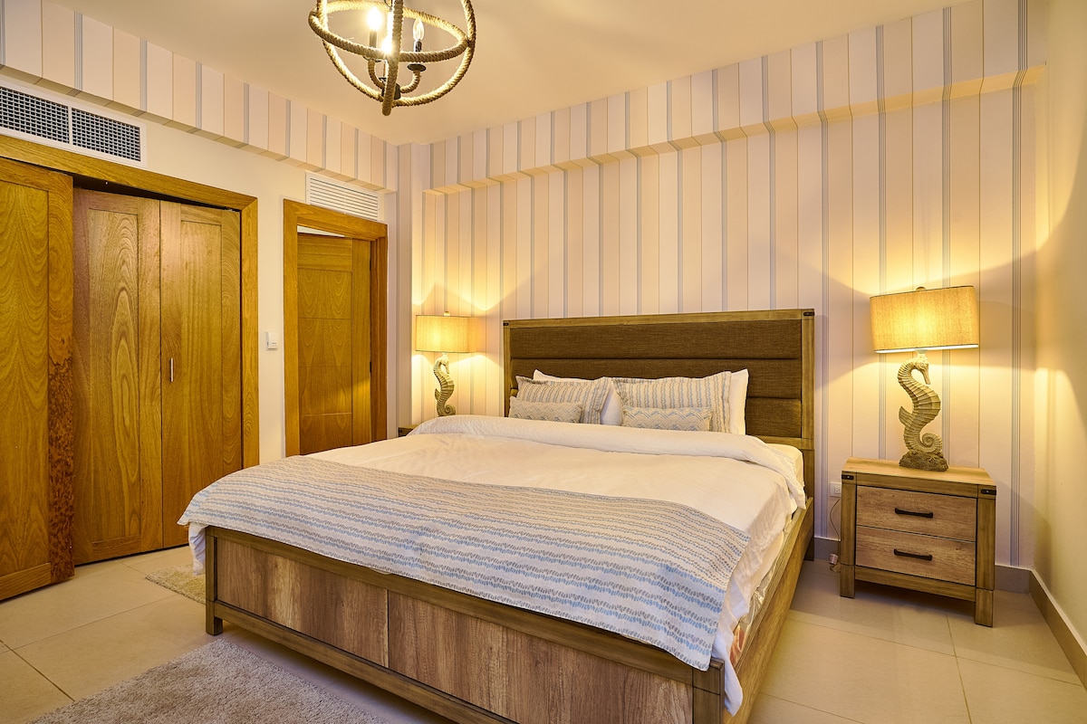 Hlavná spálňa, jedna manželská posteľ