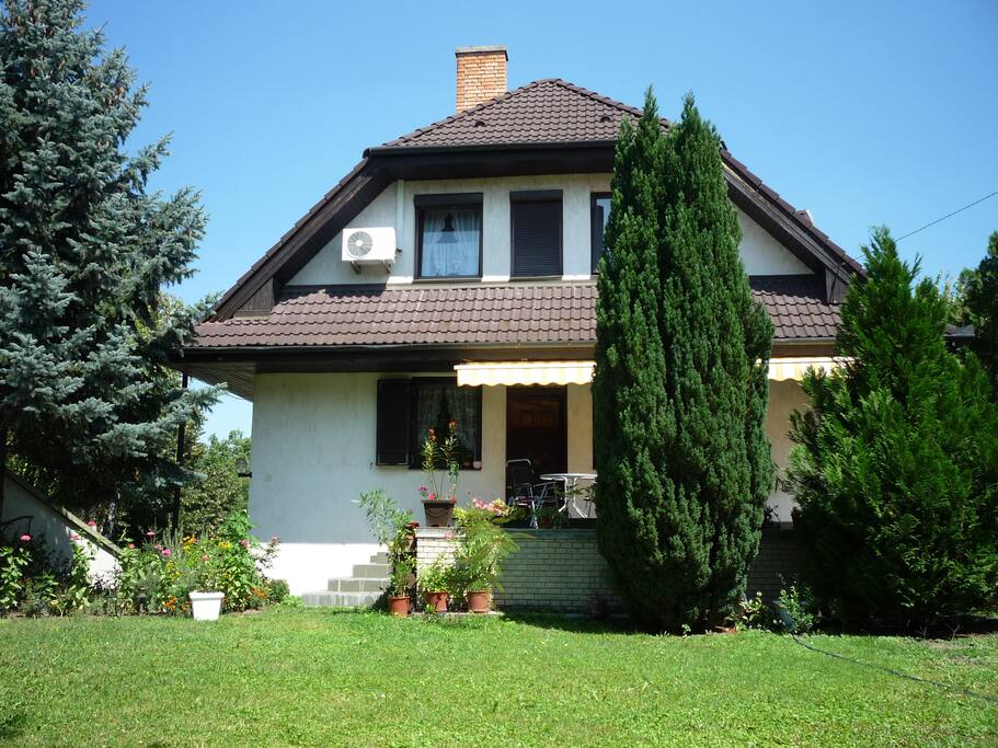 Ház az udvarról