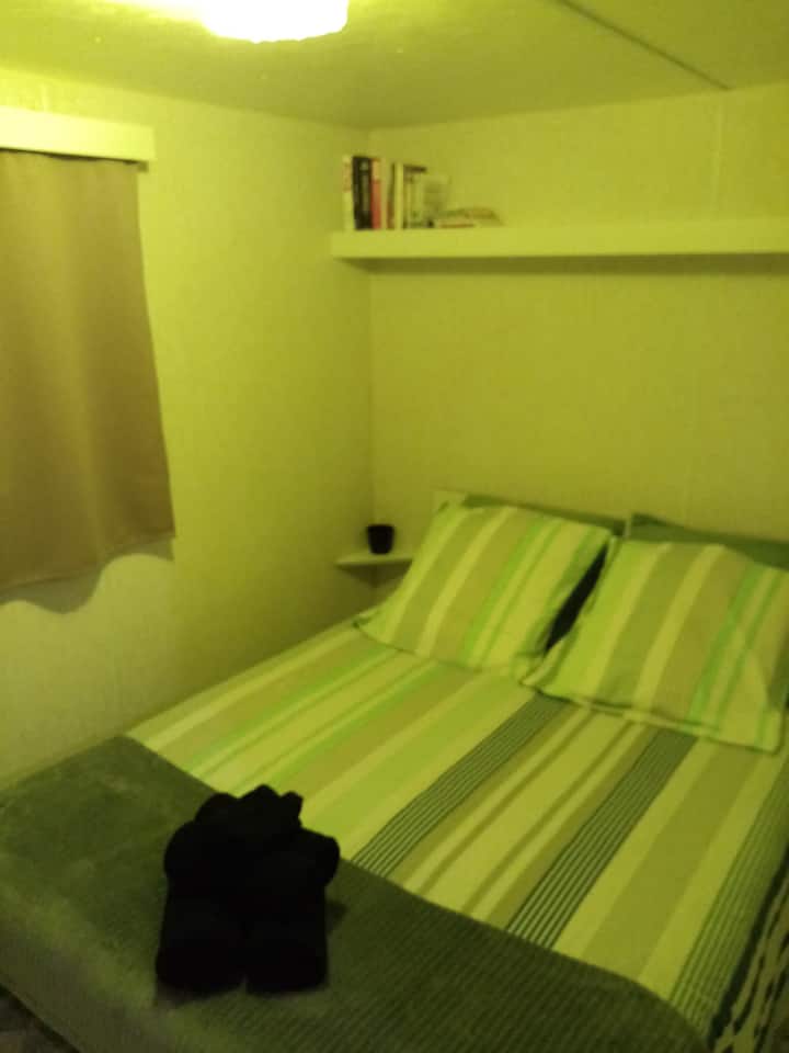 Единечен кревет (широк 80 - 109 