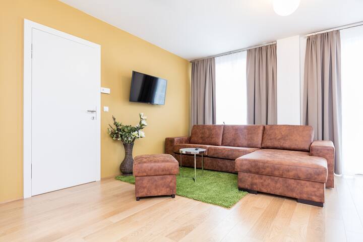 Tabor Emotion with balcony gallery image 2