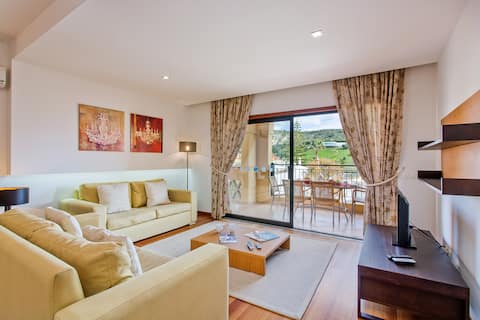 Popular Airbnb listing: Spacious Duplex Apartment in Praia da Luz in Luz