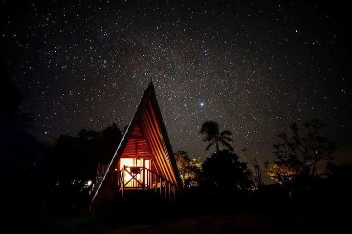 Zen Bungalow #1 atop lush valley by the beach