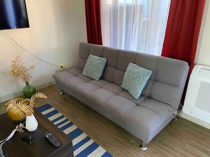 Casa Amplia Y Cómoda Ubicada En Sector Residencial - Valdivia