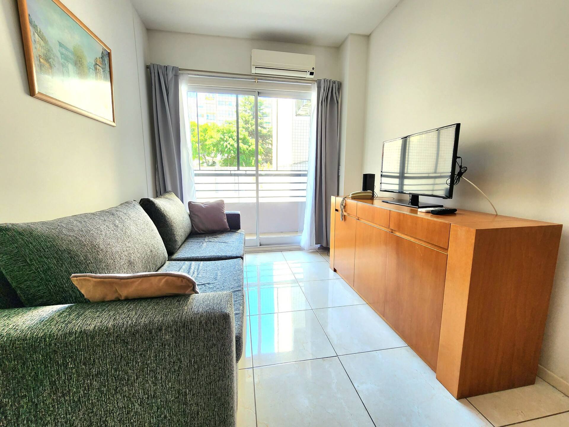 Furnished two-room apartment with balcony in Almagro