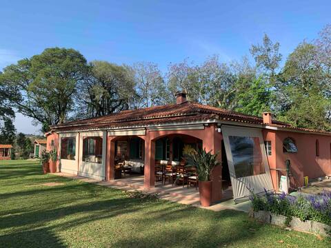 Excellent cottage near São Paulo and S. Roque