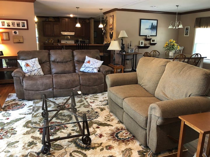 10 Best Airbnb Vacation Rentals In Mountain Rest, South Carolina