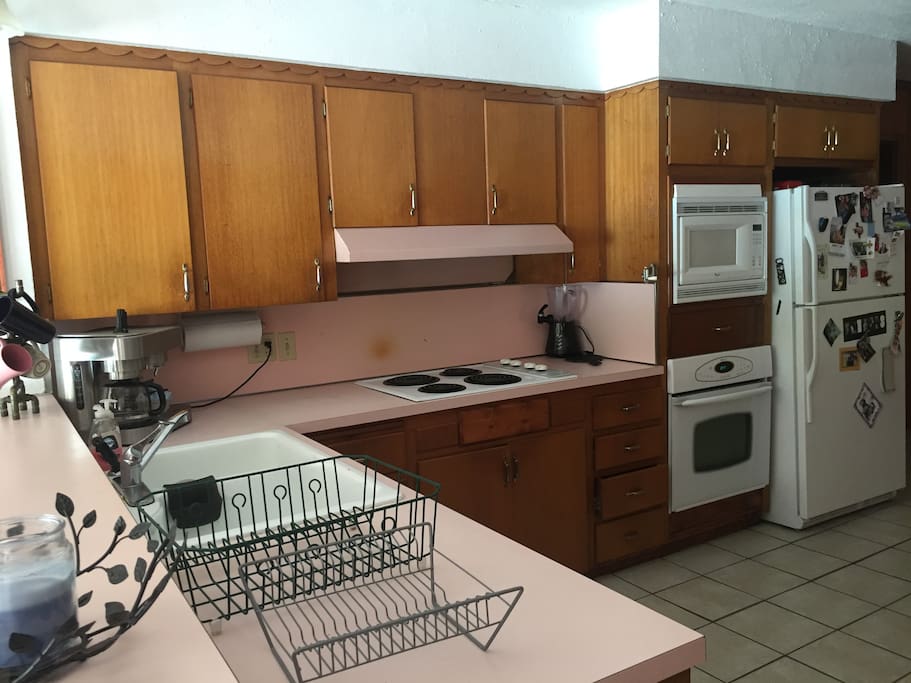 Full kitchen available