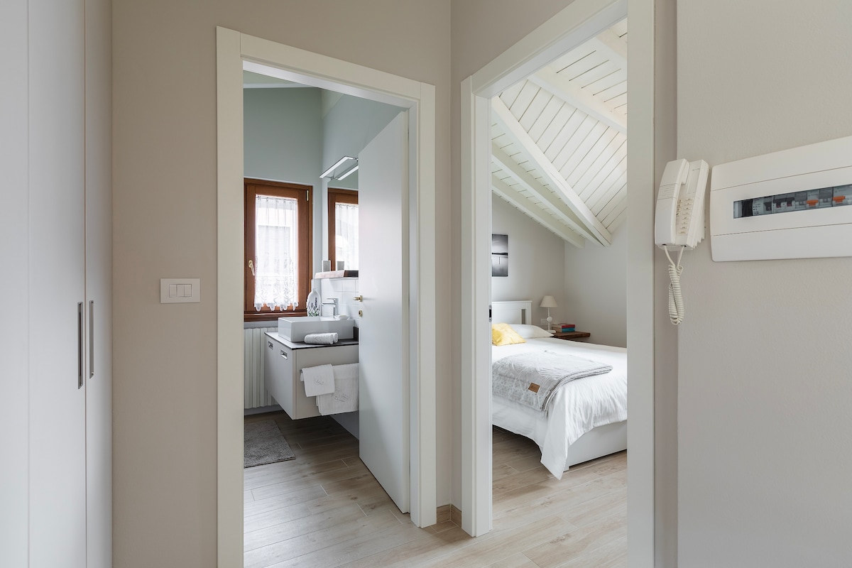 chumba cha kulala na bafu