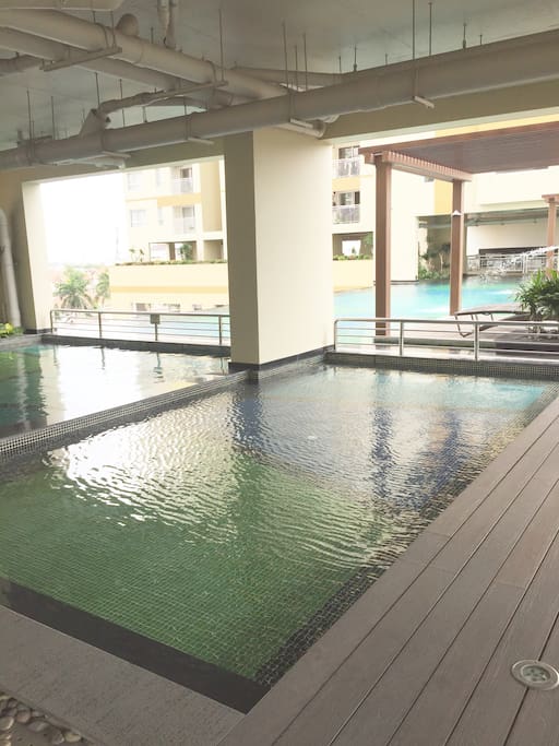 Kids' and adults' swimming pool