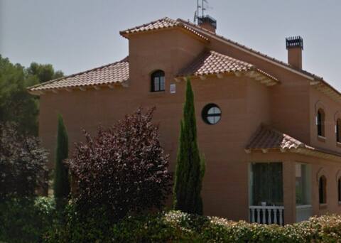 Paired chalet with pool and barbeca