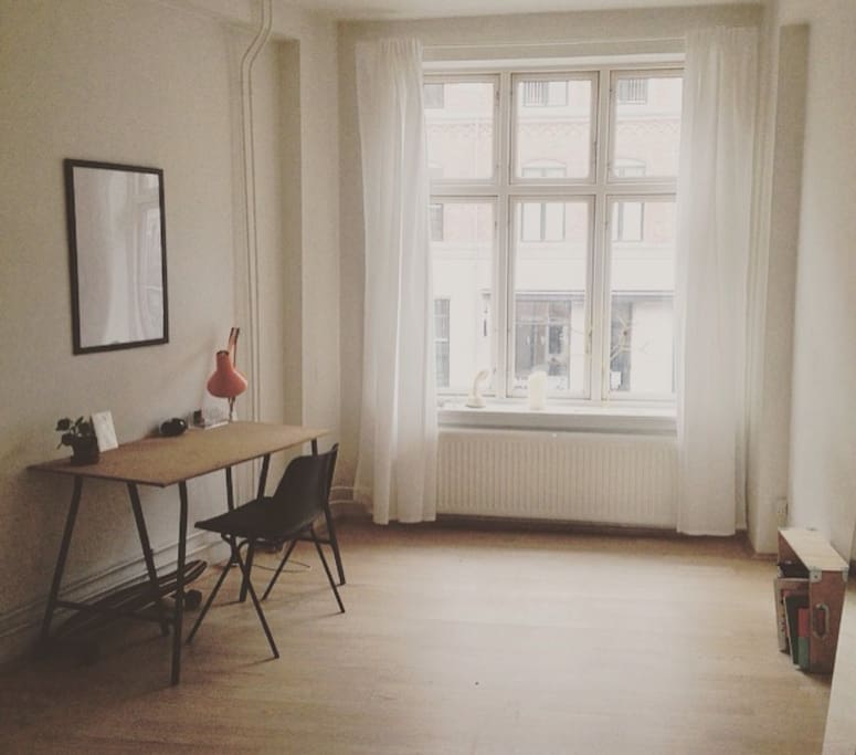 Bright and spacious Room.