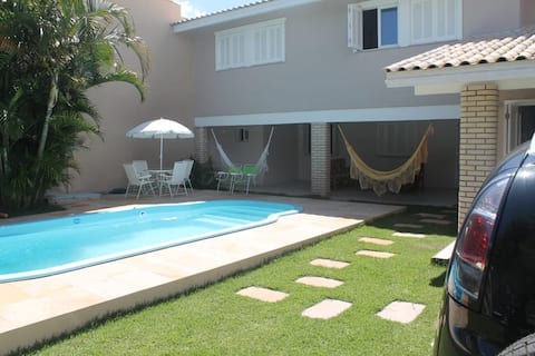 Wide house with pool and wifi