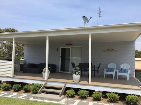 Pearly Shells  NEW Beach Cottage at Culburra Beach