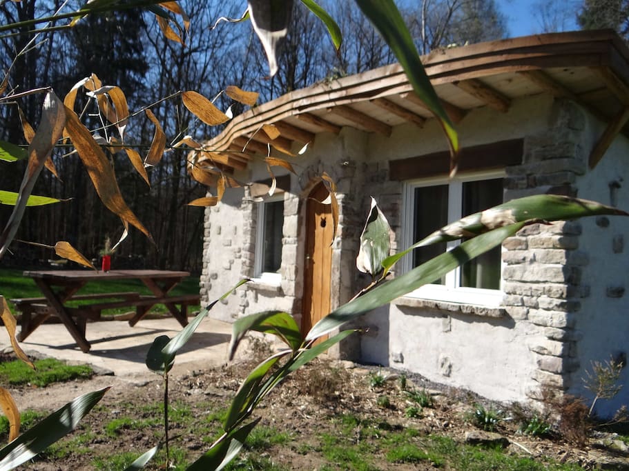 La cabane en pierre des trois petit cochons