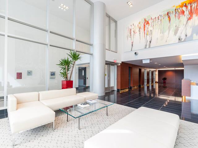 Downtown View gallery image 2