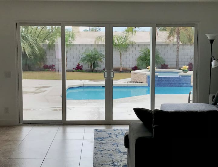 Your Escape Oasis From Winter! - Cathedral City, CA