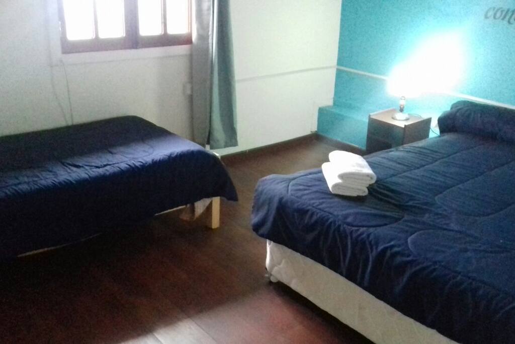 Cama matrimonial + Sencilla
