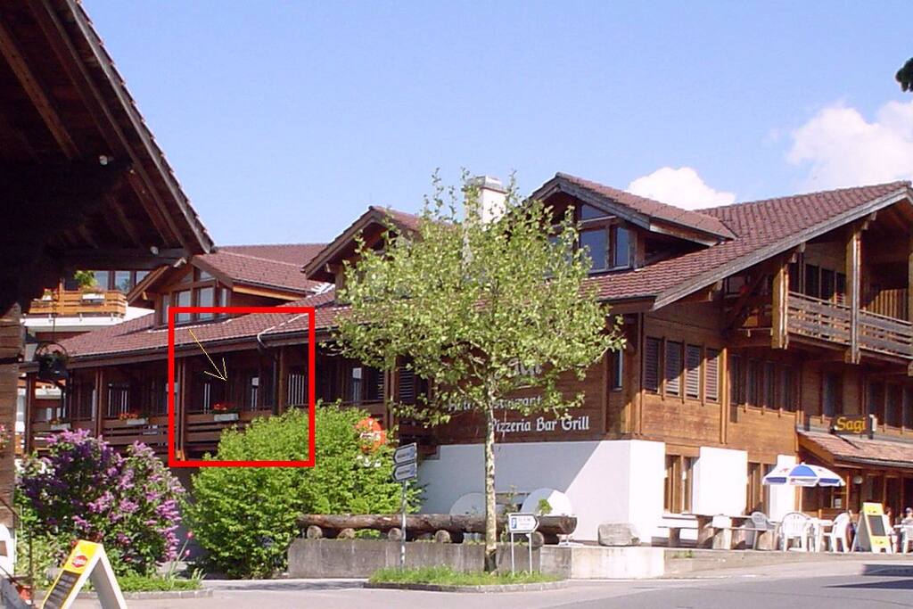 Aussenansicht und Balkon