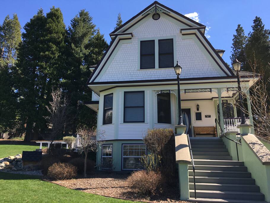 Front of Shasta MountInn, fully restored 1904 farmhouse
