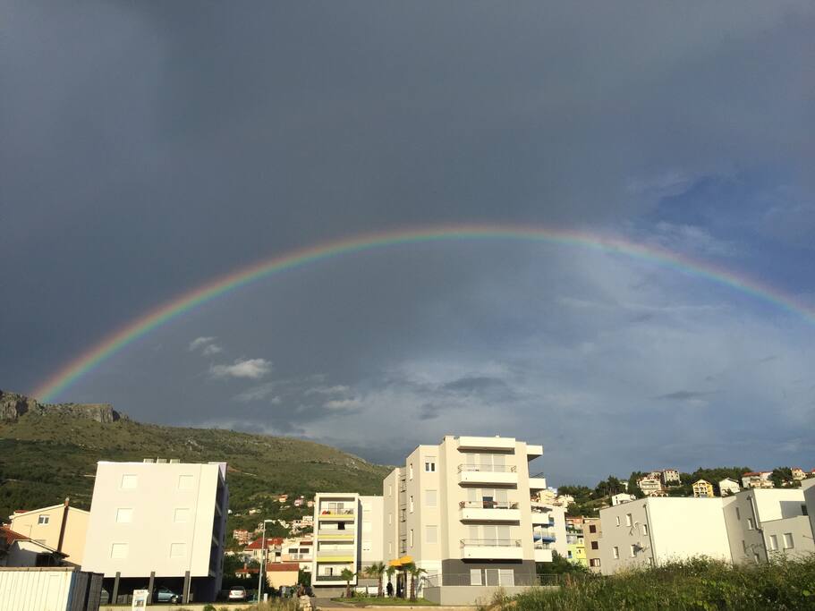 Building is in a very quite area, but stil close to the main road and Sea...