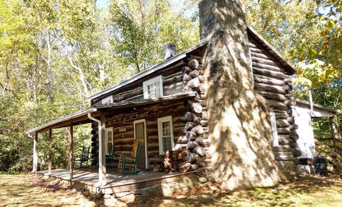 Rose River Cabin in the Blue Ridge Mountains