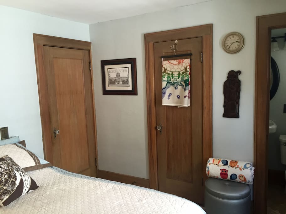 Guest room