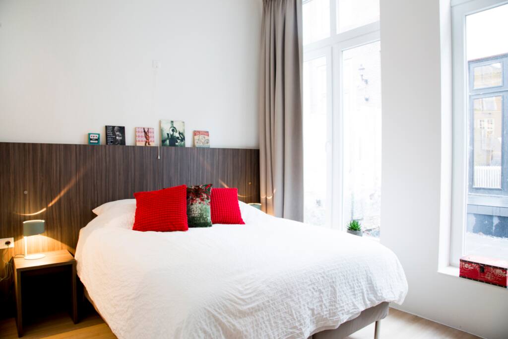 Tweepersoons boxspring met 1 matras