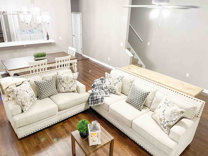 Cozy Downtown Getaway 3 Min Drive To The Capital - Tallahassee, FL