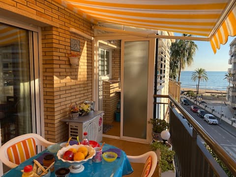 Successful Airbnb property: ✩✹ BLUE PARADISE ✹✩ - Cunit in Cunit