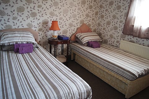 Cosy double room close to Liverpool Stadium.