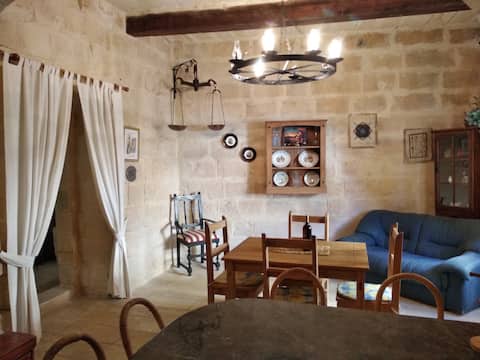 Ta' Guzi - House of Character in Gozo