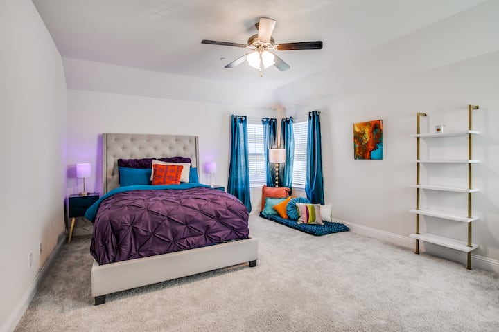 3号卧室：主套房，配备全套独立卫生间！