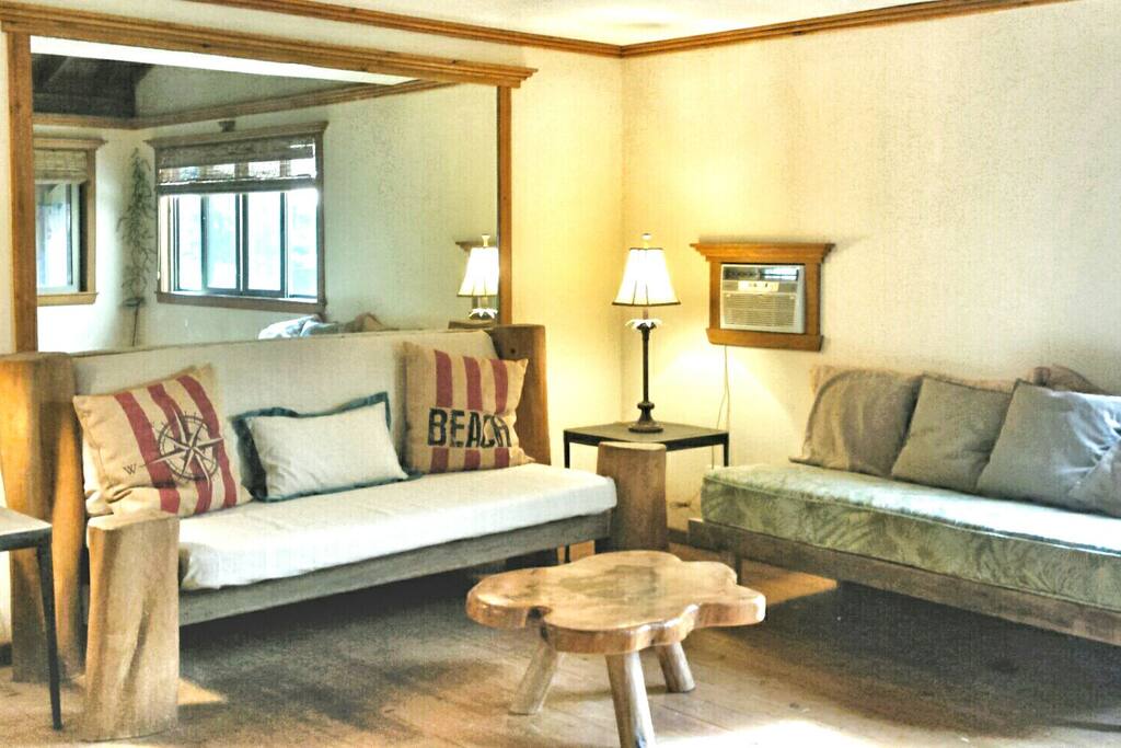 Living room (2BR unit)
