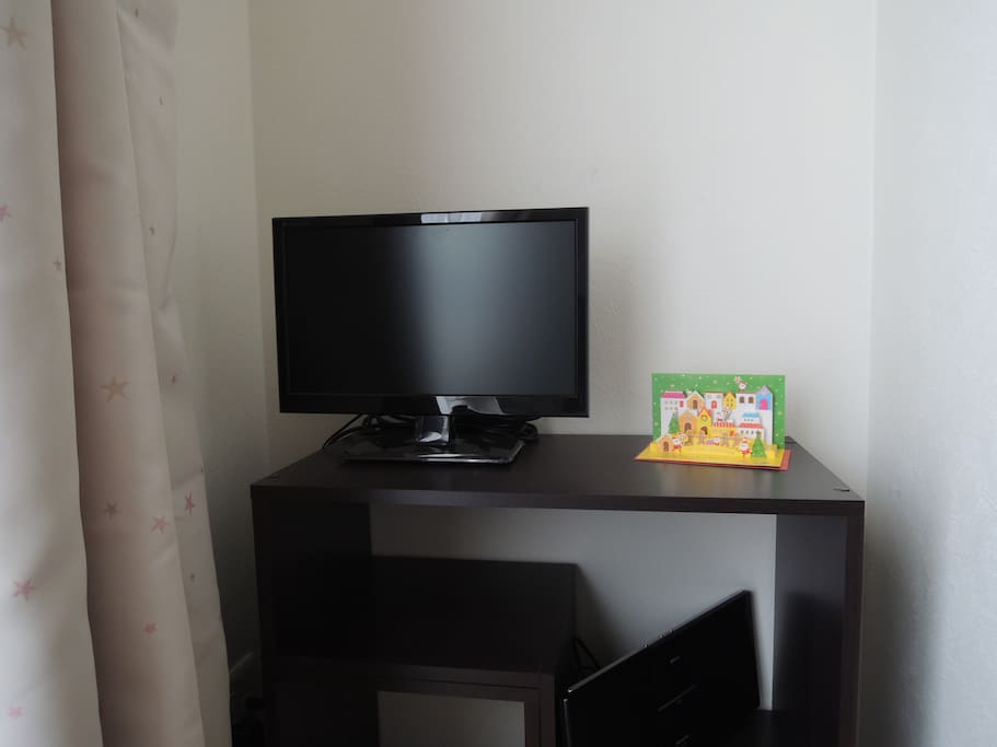 Added a TV already.テレビもあります。新增加一台電視。