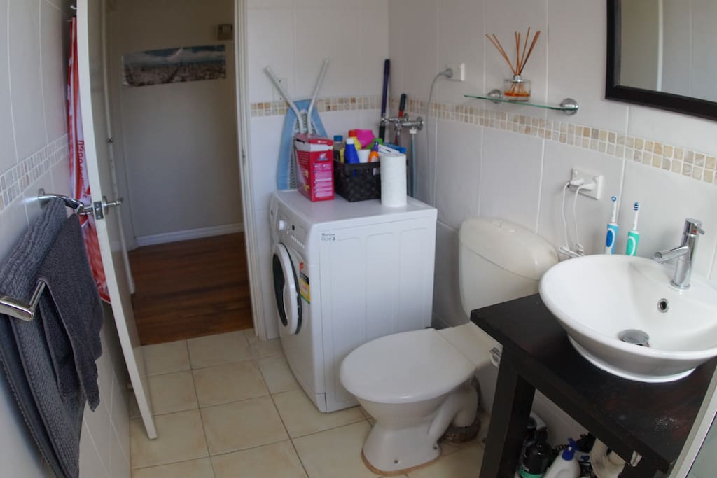Bathroom & Washer
