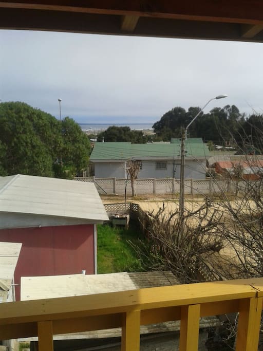 Vista desde la terraza al mar.