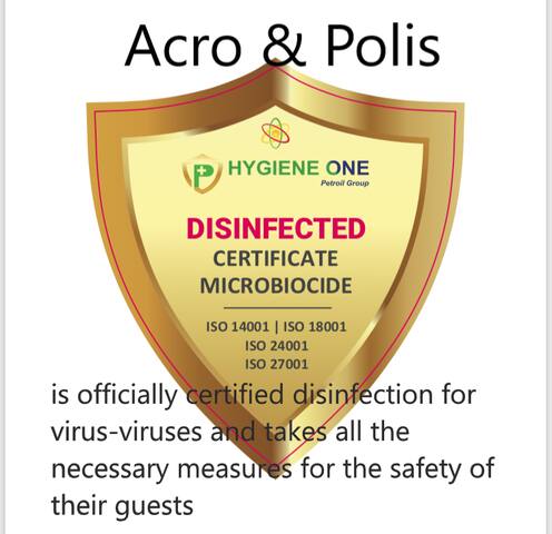 ACRO&POLIS “THE TEMPLE” Apt in the Heart of Athens gallery image 3