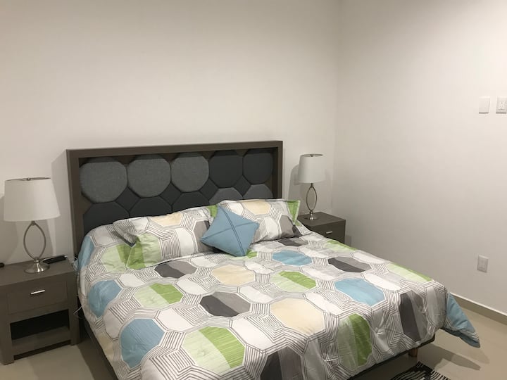 საძინებელი 1