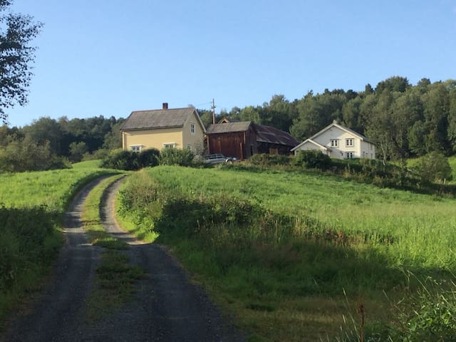 Fritidshus i landlige omgivelser