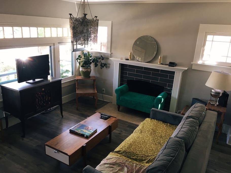 Living/TV room Area w/ Fireplace