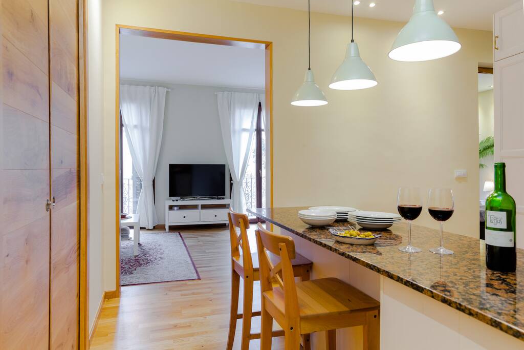 Acceso a Salon y Cocina